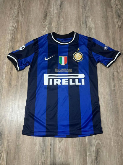 Casaca Retro del Inter 2010 Diego Milito 22