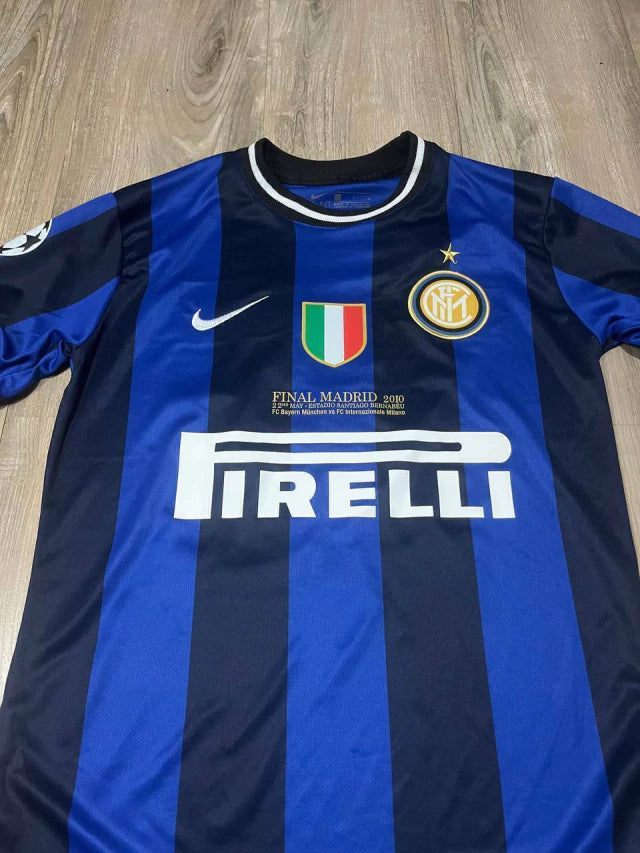 Casaca Retro del Inter 2010 Diego Milito 22