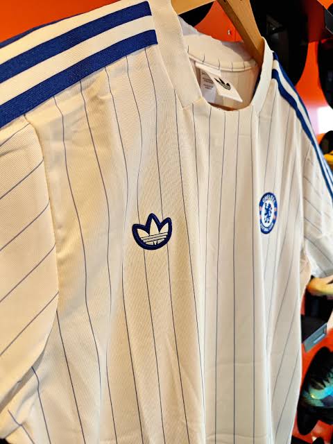 Casaca Chelsea Icon Blanca